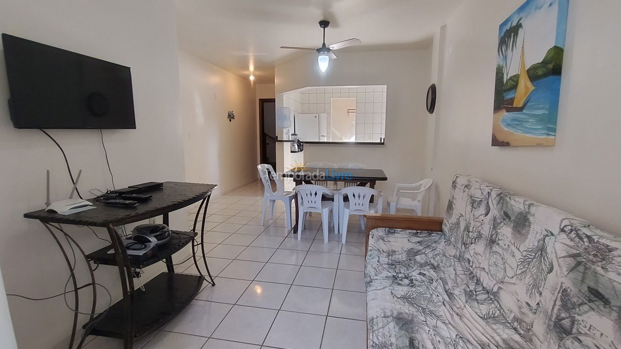 Apartamento para aluguel de temporada em Itapema (Meia Praia)