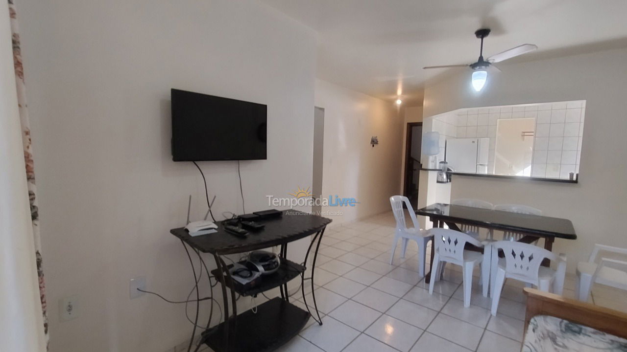 Apartamento para aluguel de temporada em Itapema (Meia Praia)