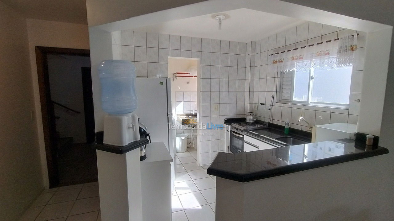 Apartment for vacation rental in Itapema (Meia Praia)