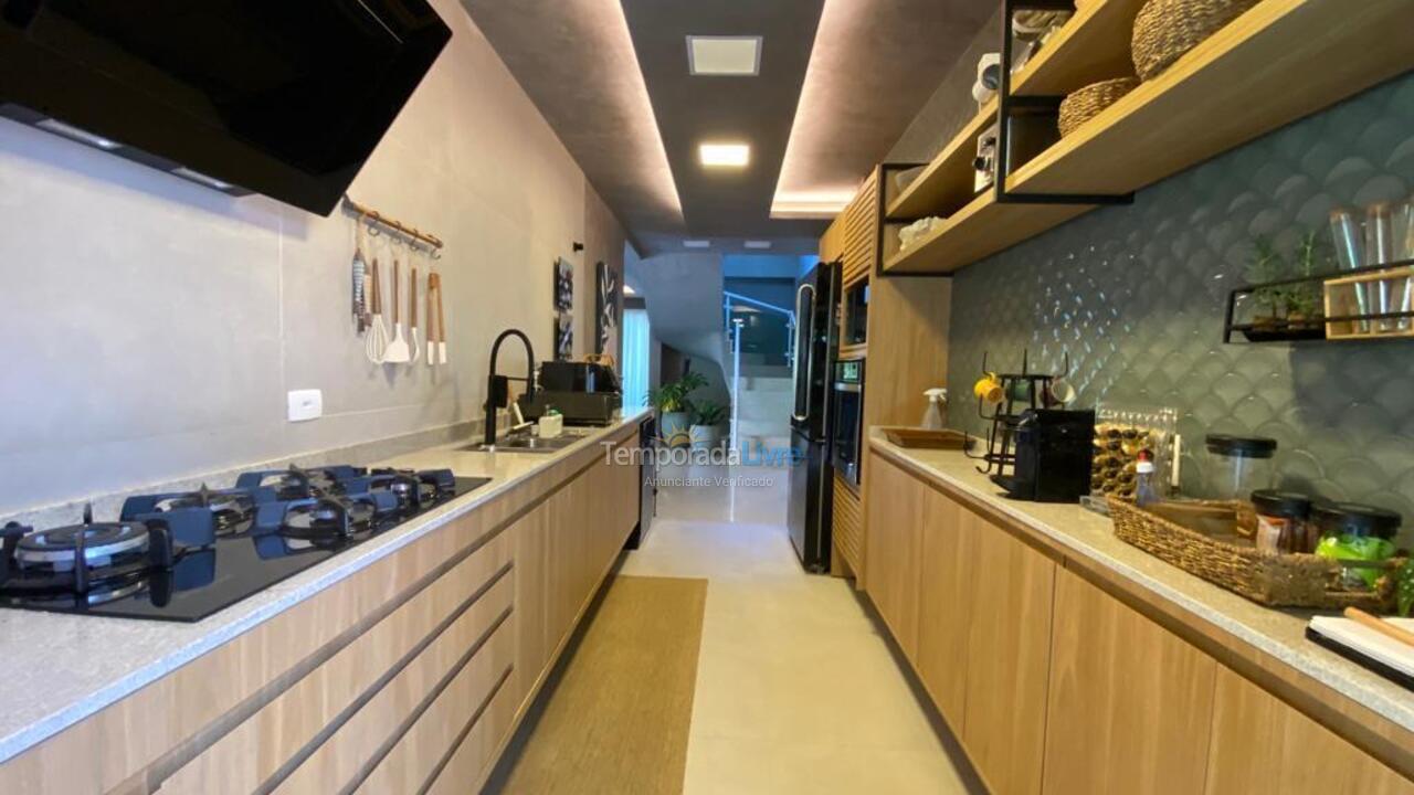 Casa para alquiler de vacaciones em Bertioga (Riviera de São Lourenço)