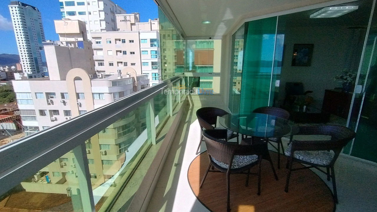 Apartamento para aluguel de temporada em Itapema (Meia Praia)