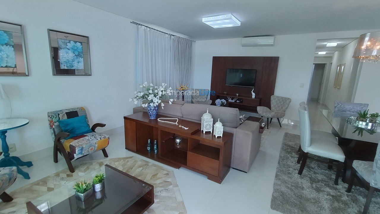 Apartamento para aluguel de temporada em Itapema (Meia Praia)