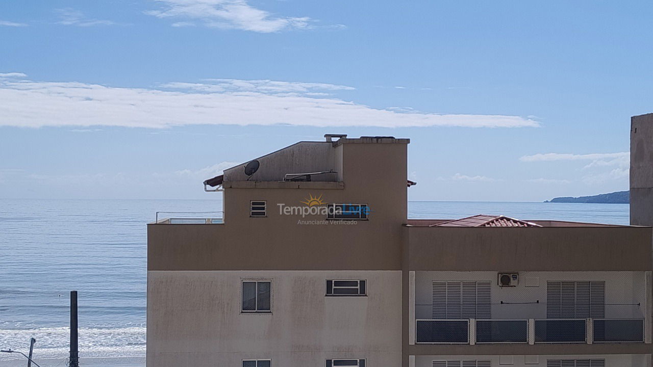 Apartamento para aluguel de temporada em Itapema (Meia Praia)