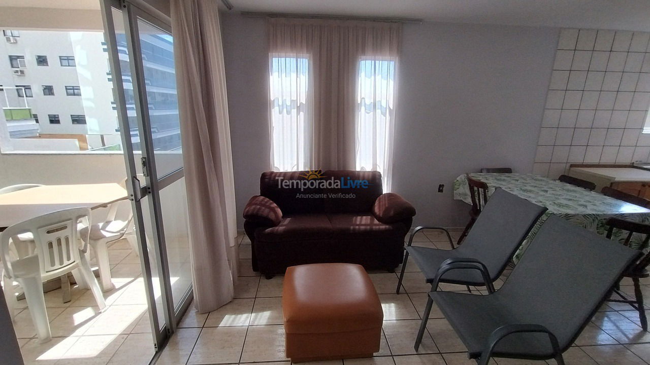 Apartamento para aluguel de temporada em Itapema (Meia Praia)