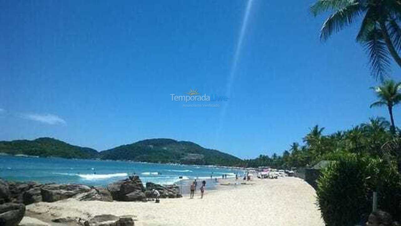 Casa para aluguel de temporada em Guarujá (Praia de Pernanbuco)