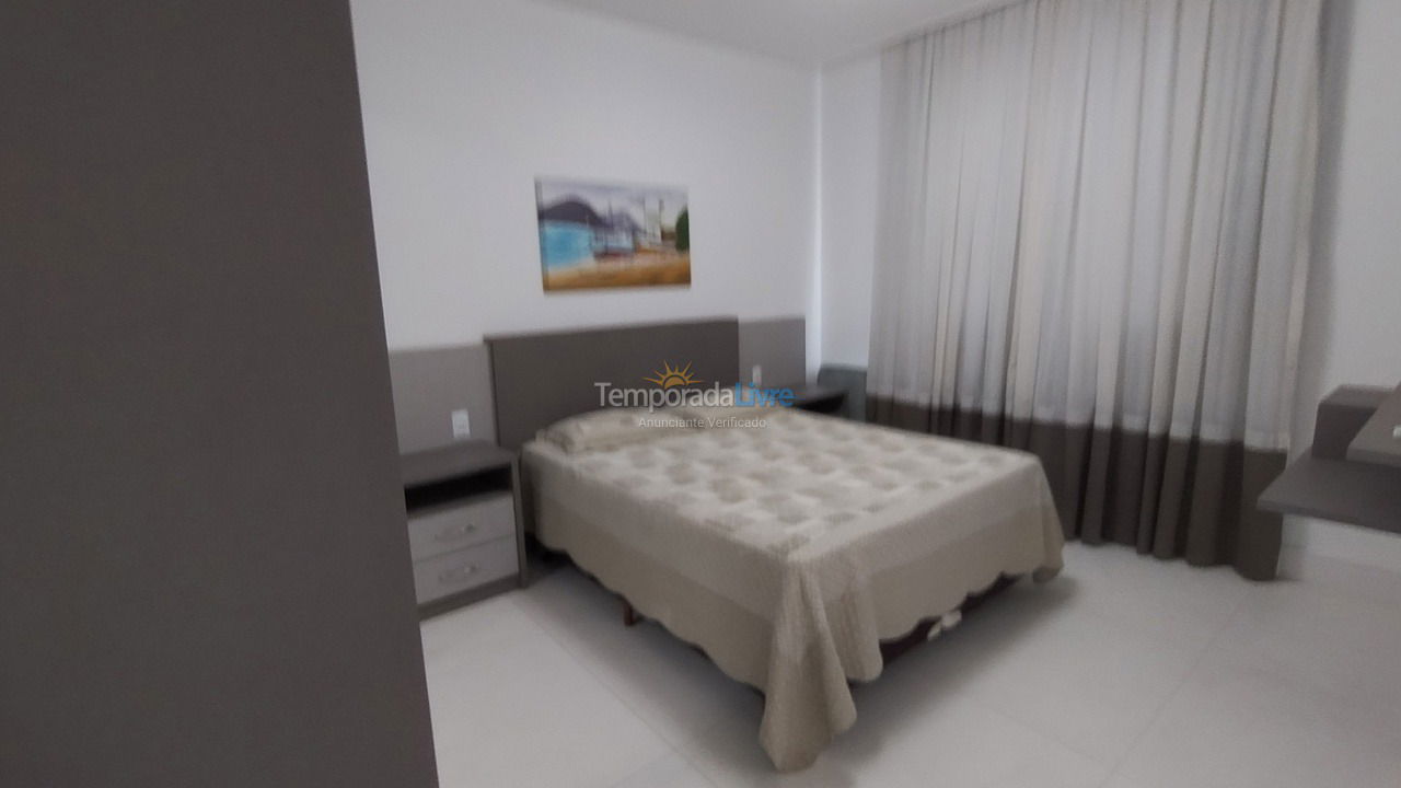 Apartment for vacation rental in Itapema (Meia Praia)