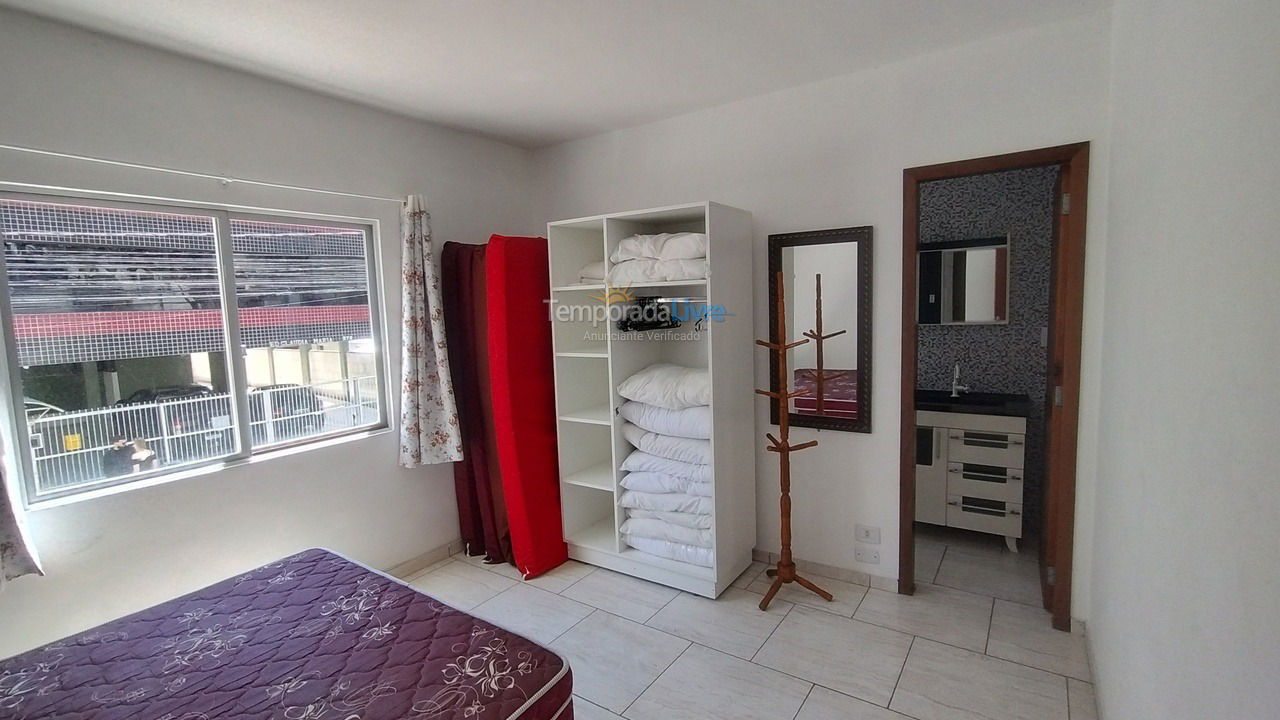 Apartamento para alquiler de vacaciones em Itapema (Meia Praia)