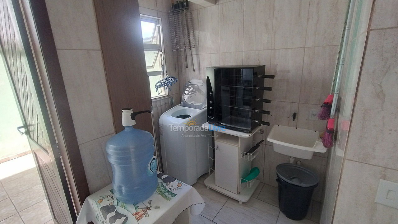 Apartamento para alquiler de vacaciones em Itapema (Meia Praia)