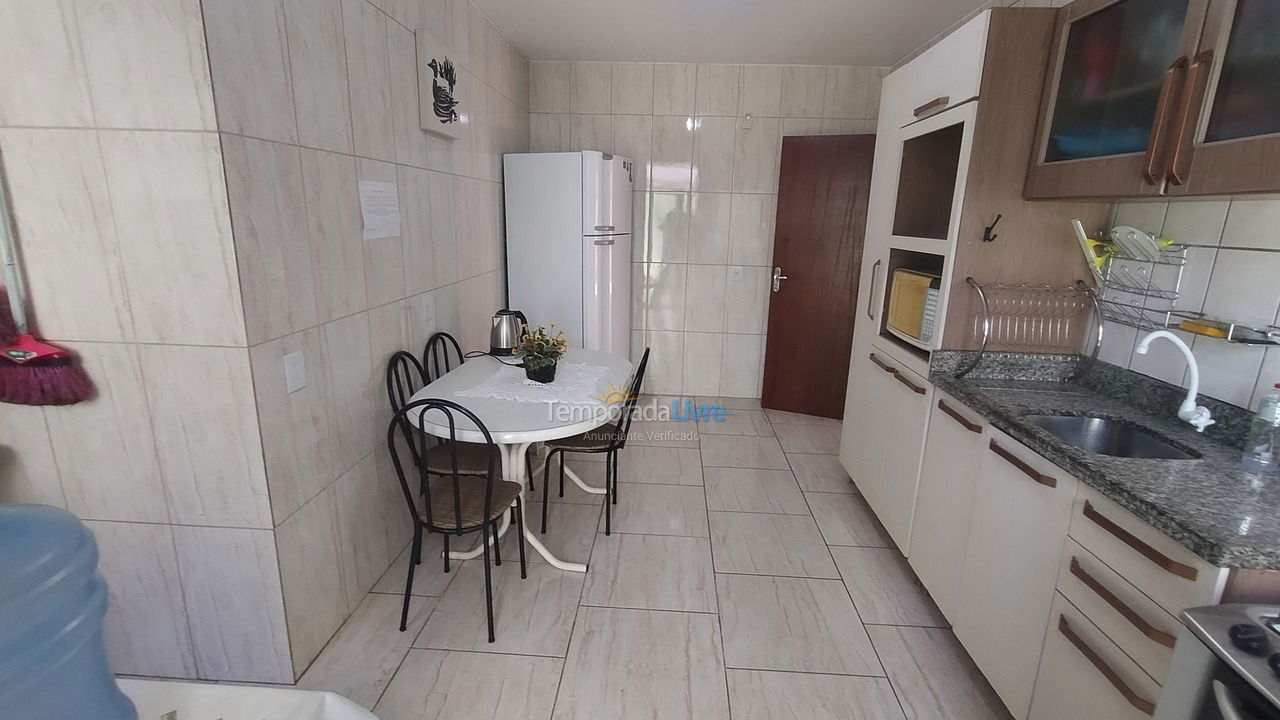 Apartamento para alquiler de vacaciones em Itapema (Meia Praia)