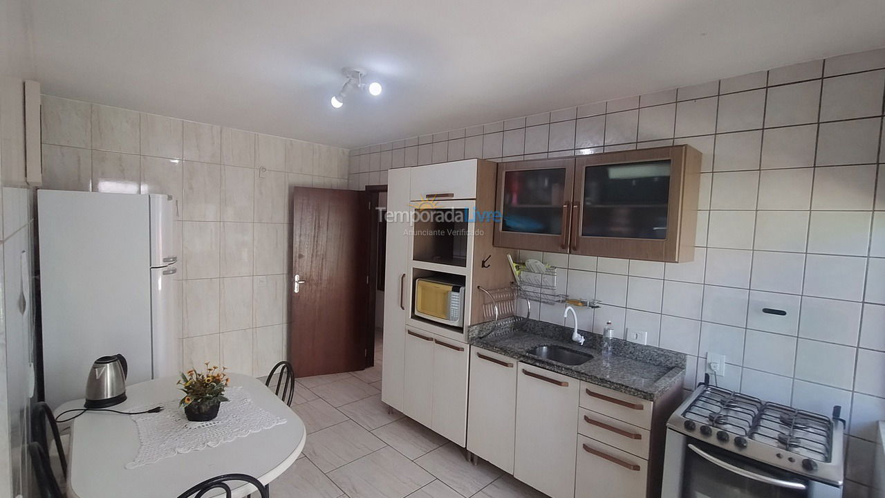 Apartamento para alquiler de vacaciones em Itapema (Meia Praia)