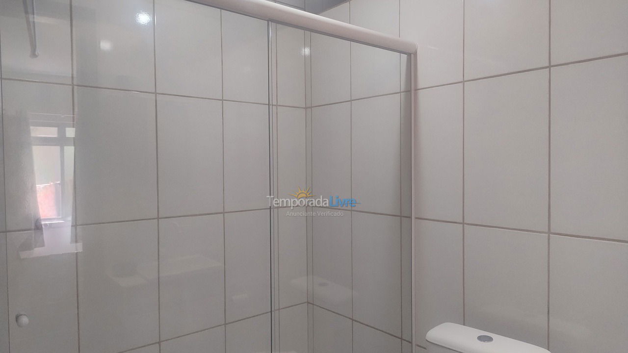 Apartamento para alquiler de vacaciones em Itapema (Meia Praia)