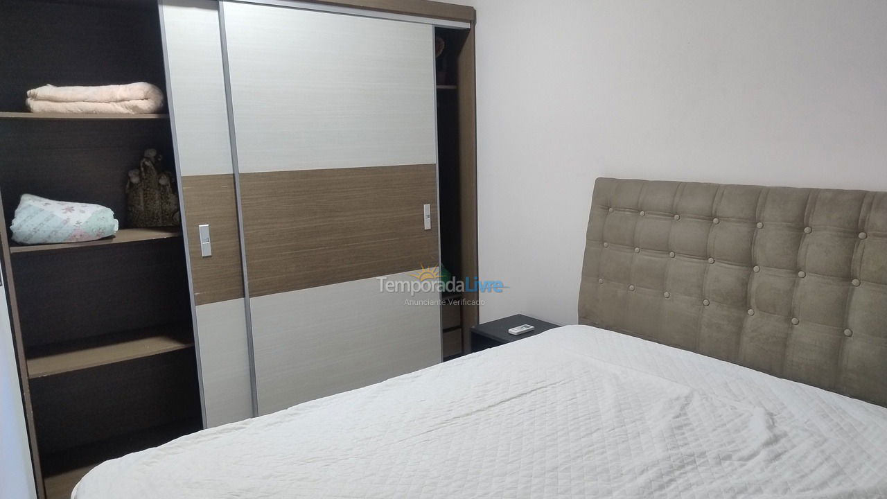 Apartamento para alquiler de vacaciones em Itapema (Meia Praia)