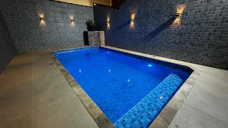 Piscina com led e spa