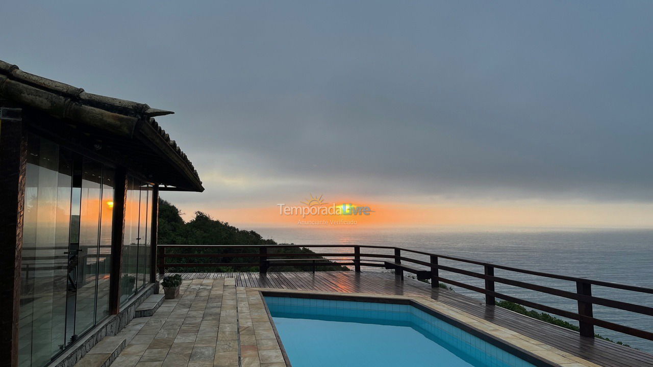 Casa para aluguel de temporada em Armação dos Búzios (Geribá)