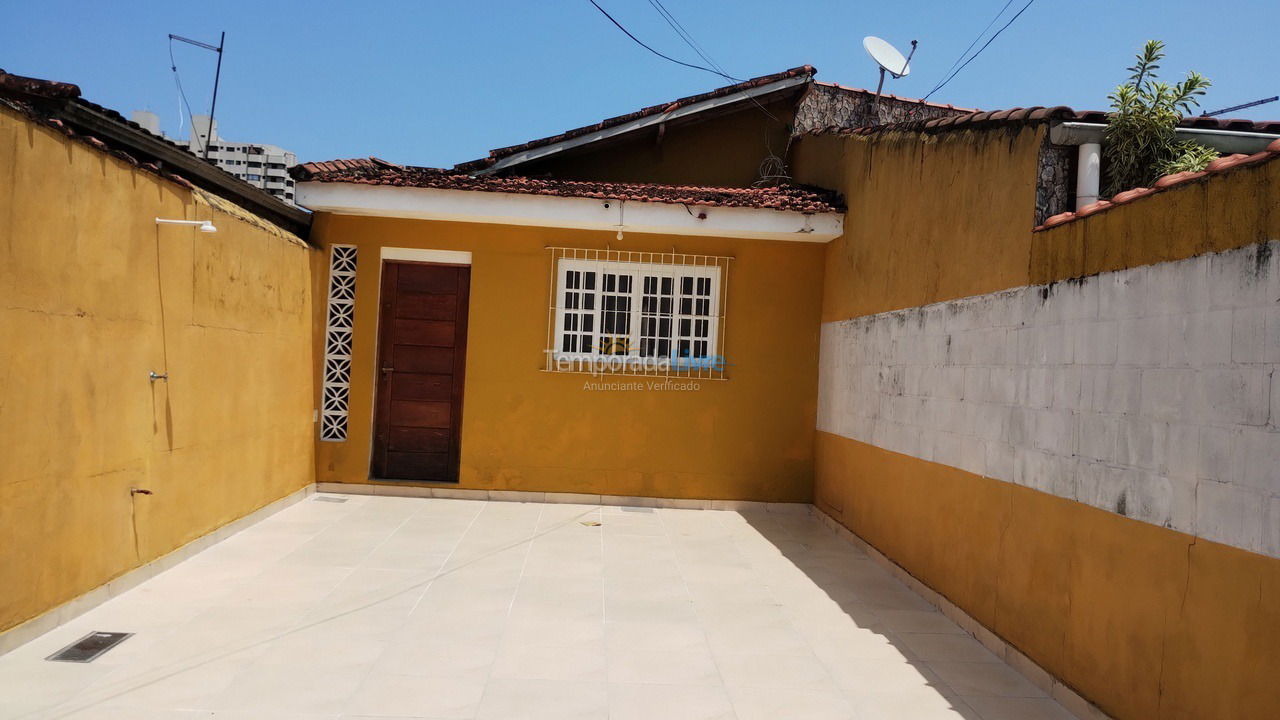 House for vacation rental in Praia Grande (Balneário Maracanã)