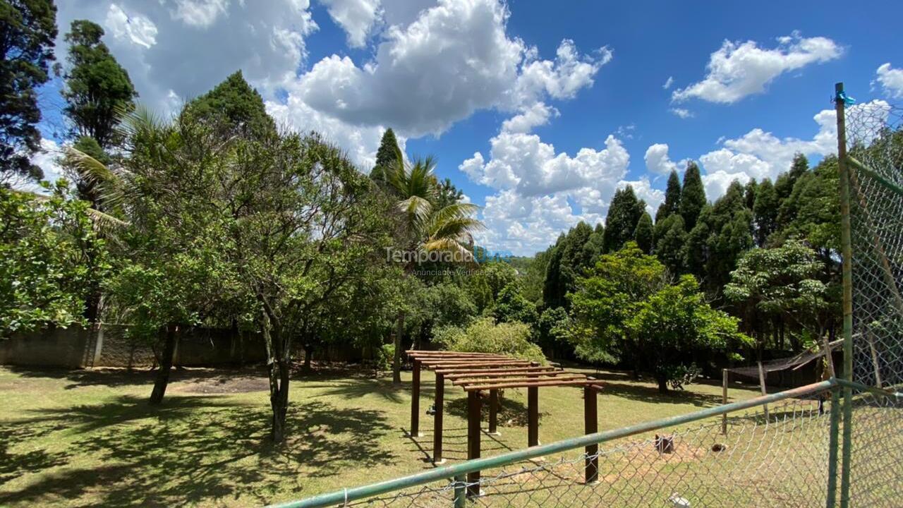 Ranch for vacation rental in Alumínio (Condomínio Figueiras I)