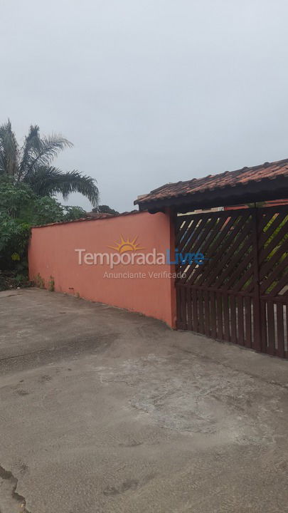 Casa para alquiler de vacaciones em Itanhaém (Balneário Gaivotas)