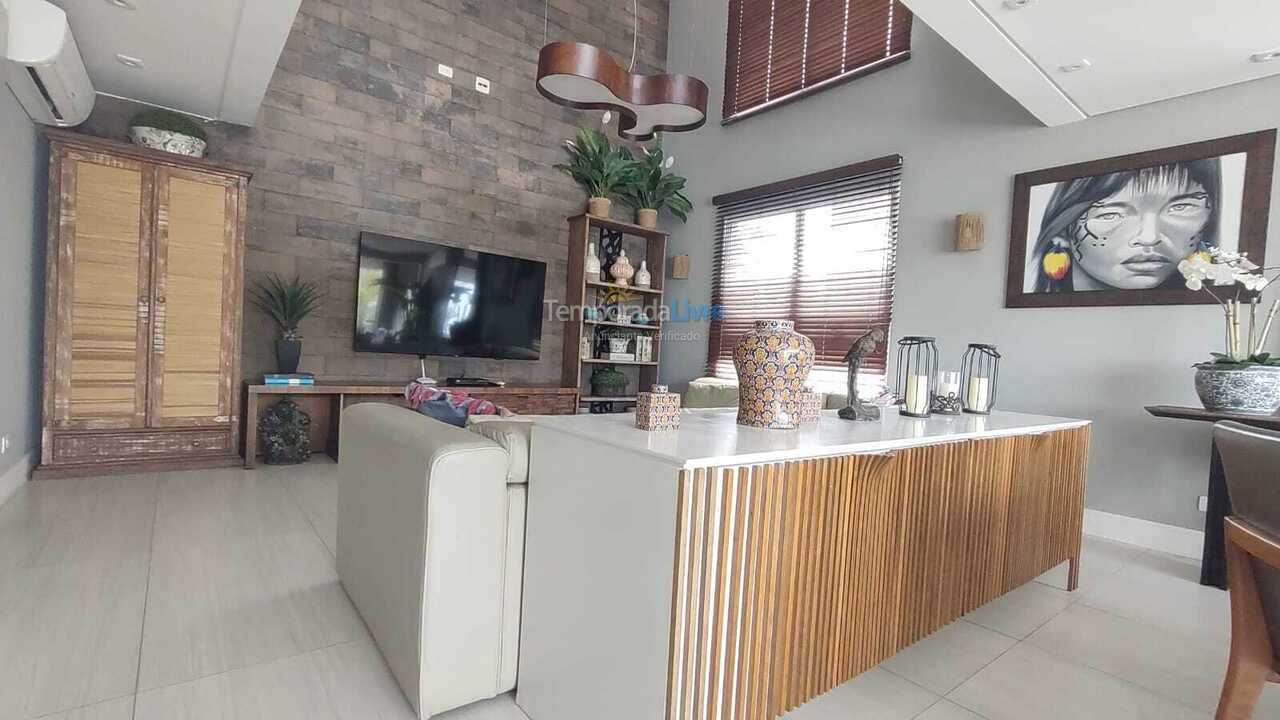 Casa para alquiler de vacaciones em São Sebastião (Juquehy)