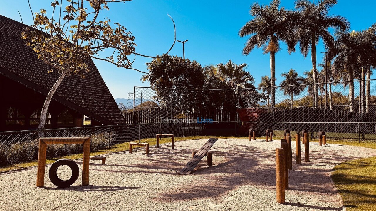 Casa para aluguel de temporada em Bertioga (Vista Linda)