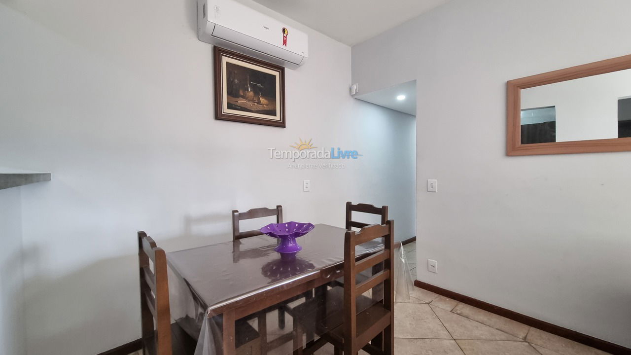 Apartment for vacation rental in Guarujá (Enseada)