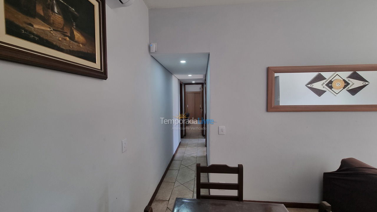 Apartment for vacation rental in Guarujá (Enseada)