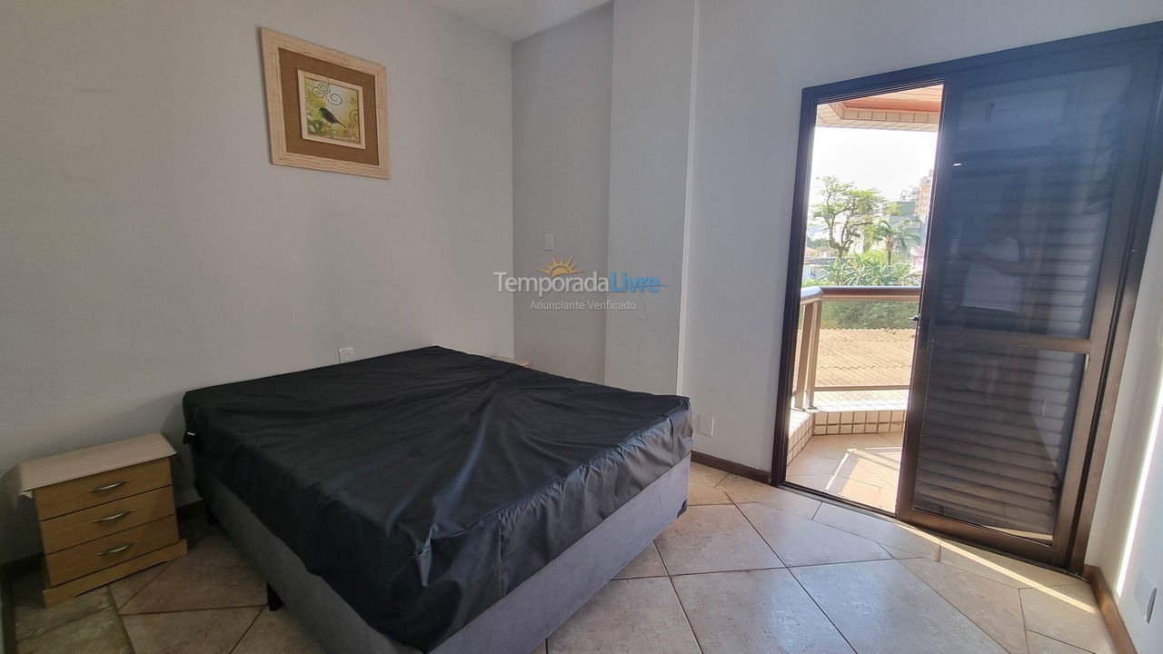 Apartment for vacation rental in Guarujá (Enseada)