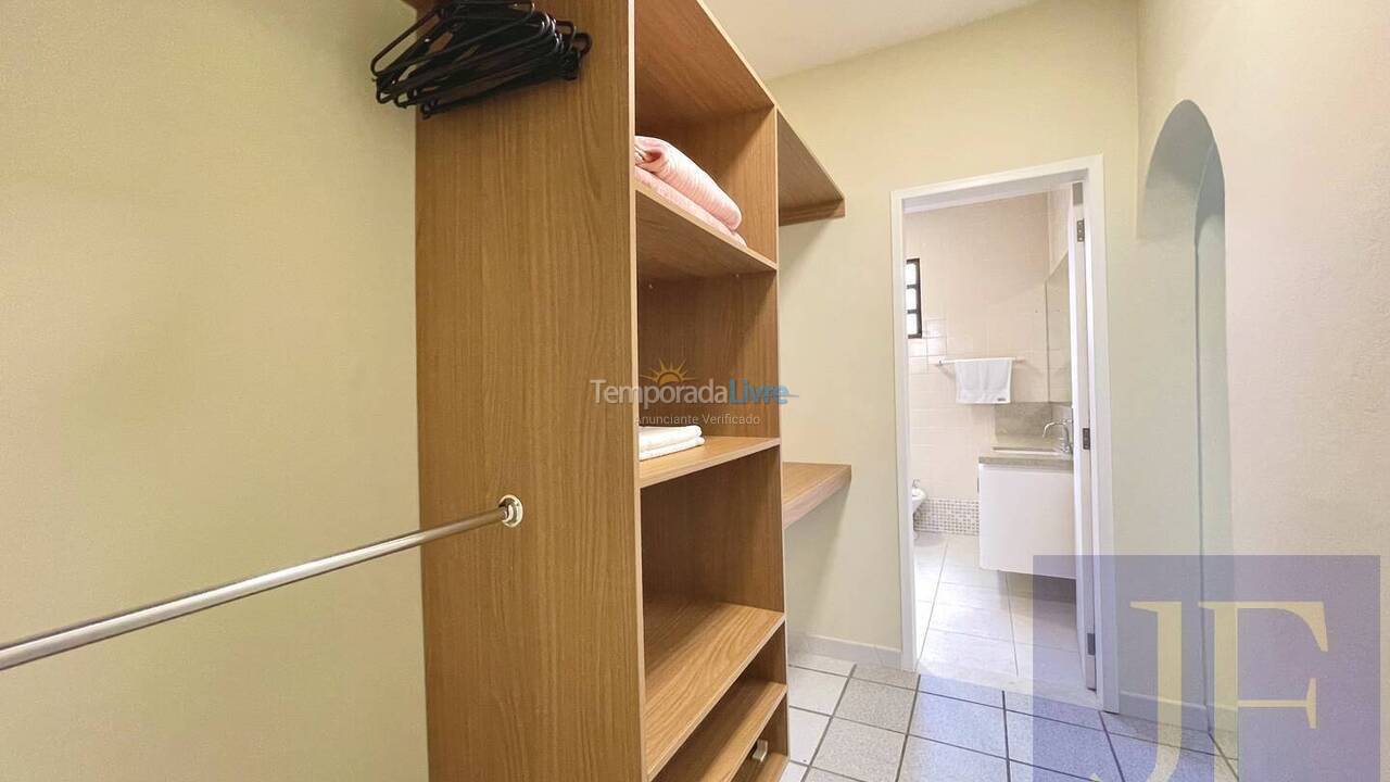 Casa para aluguel de temporada em Florianopolis (Canasvieiras)