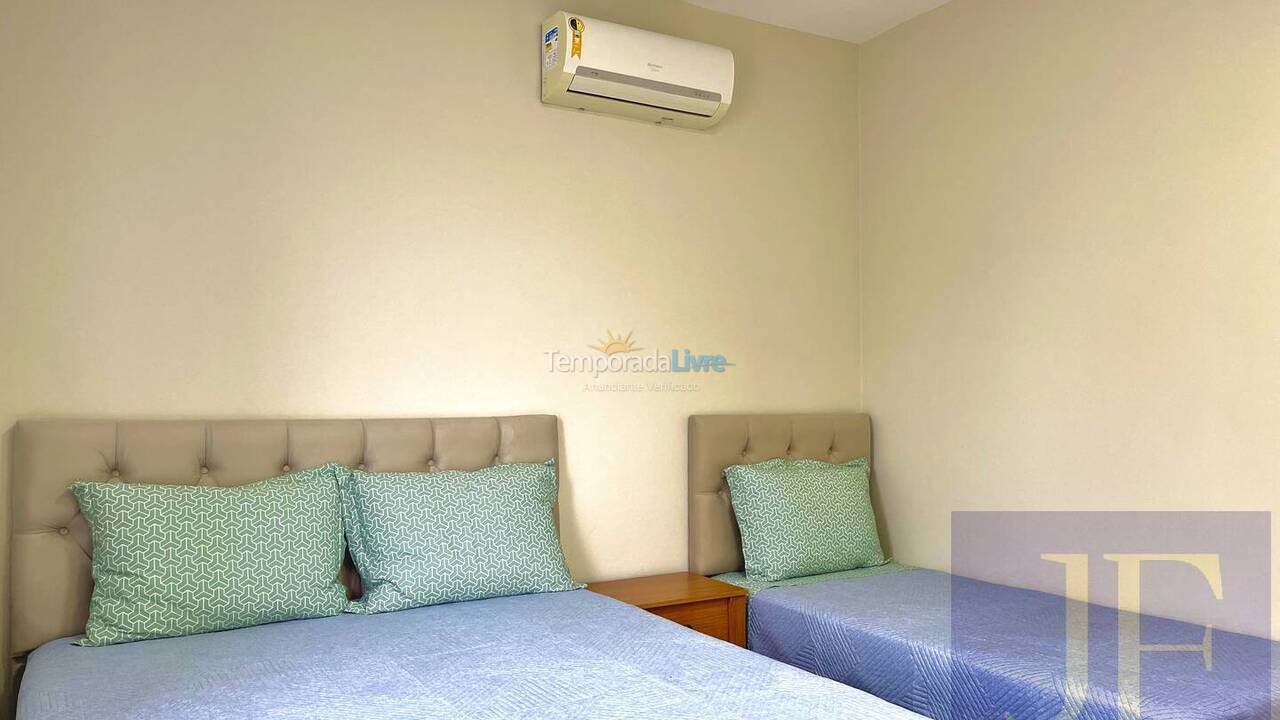 Casa para aluguel de temporada em Florianopolis (Canasvieiras)