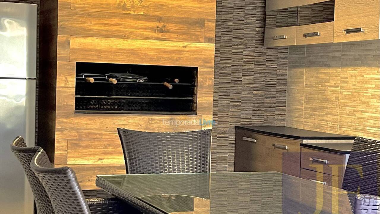 Casa para aluguel de temporada em Florianopolis (Canasvieiras)