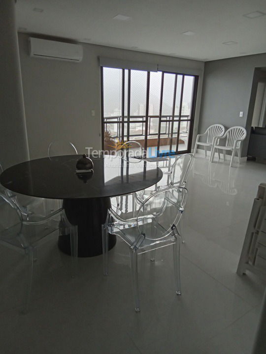 Apartment for vacation rental in Guarujá (Praia do Tombo)