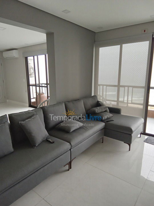 Apartment for vacation rental in Guarujá (Praia do Tombo)