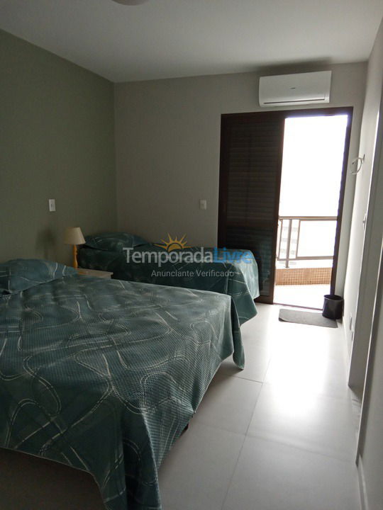 Apartamento para aluguel de temporada em Guarujá (Praia do Tombo)