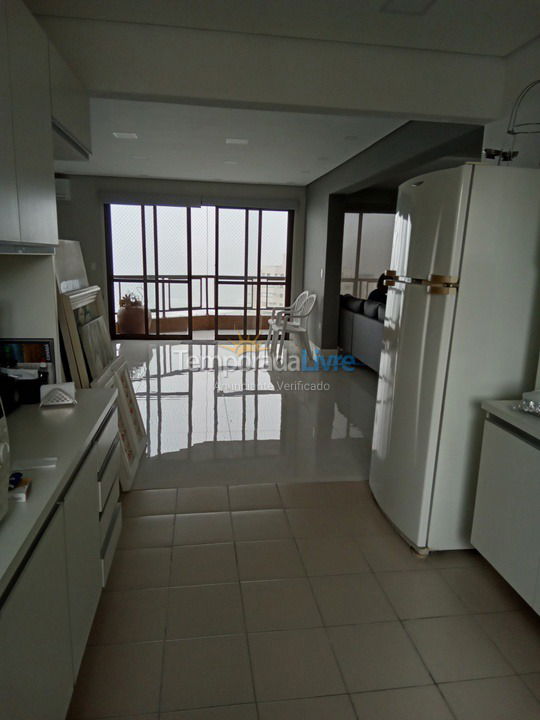 Apartment for vacation rental in Guarujá (Praia do Tombo)