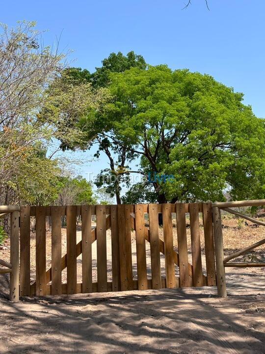 Ranch for vacation rental in Aurora do Tocantins (Povoado Azuis Sentido Aurora A Direita da Entrada)