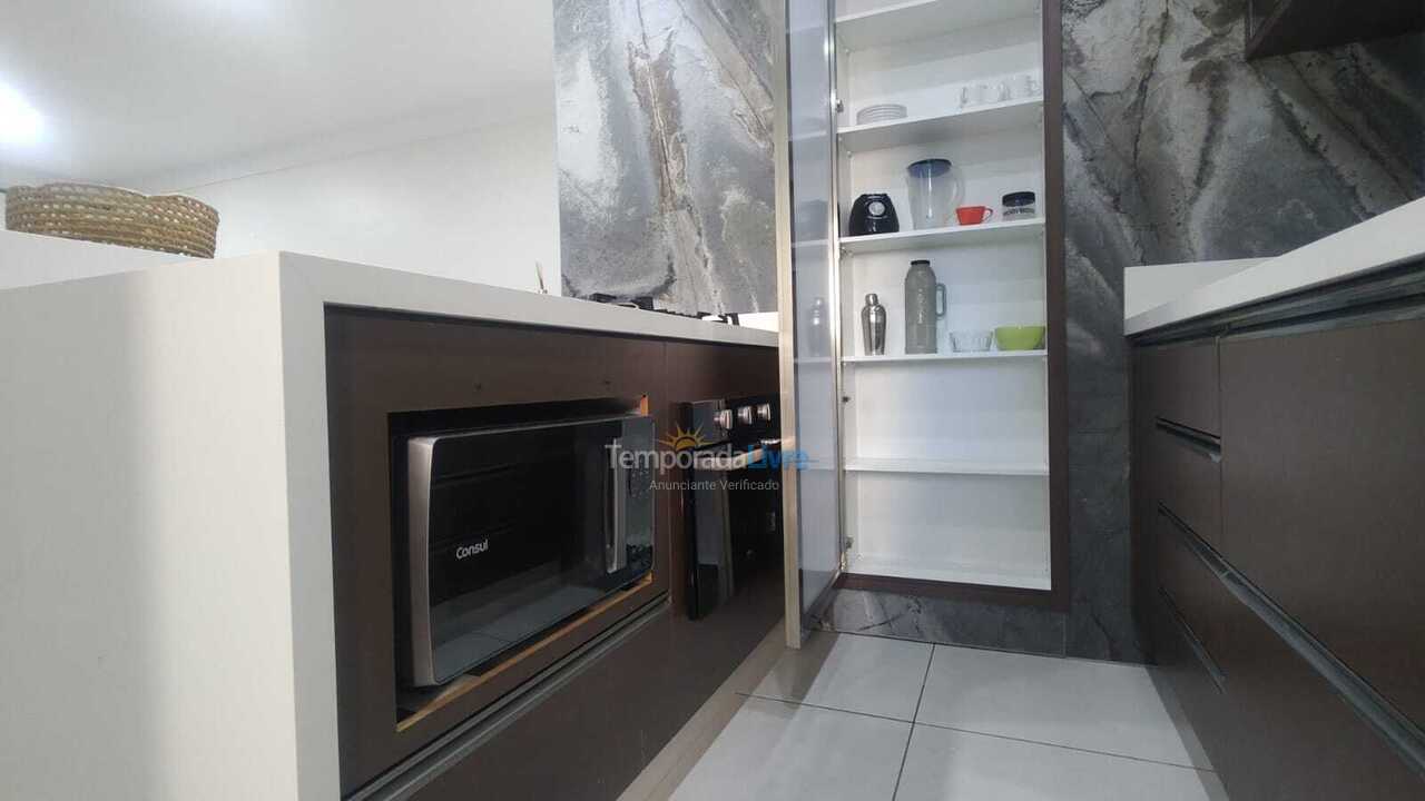 Apartamento para aluguel de temporada em Florianopolis (Praia dos Ingleses)