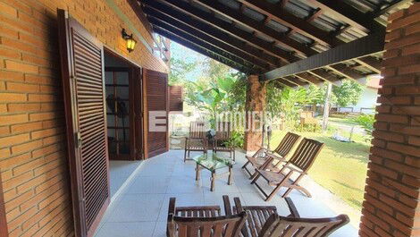 Vacation rental very close to the beach in Itamambuca, Ubatuba