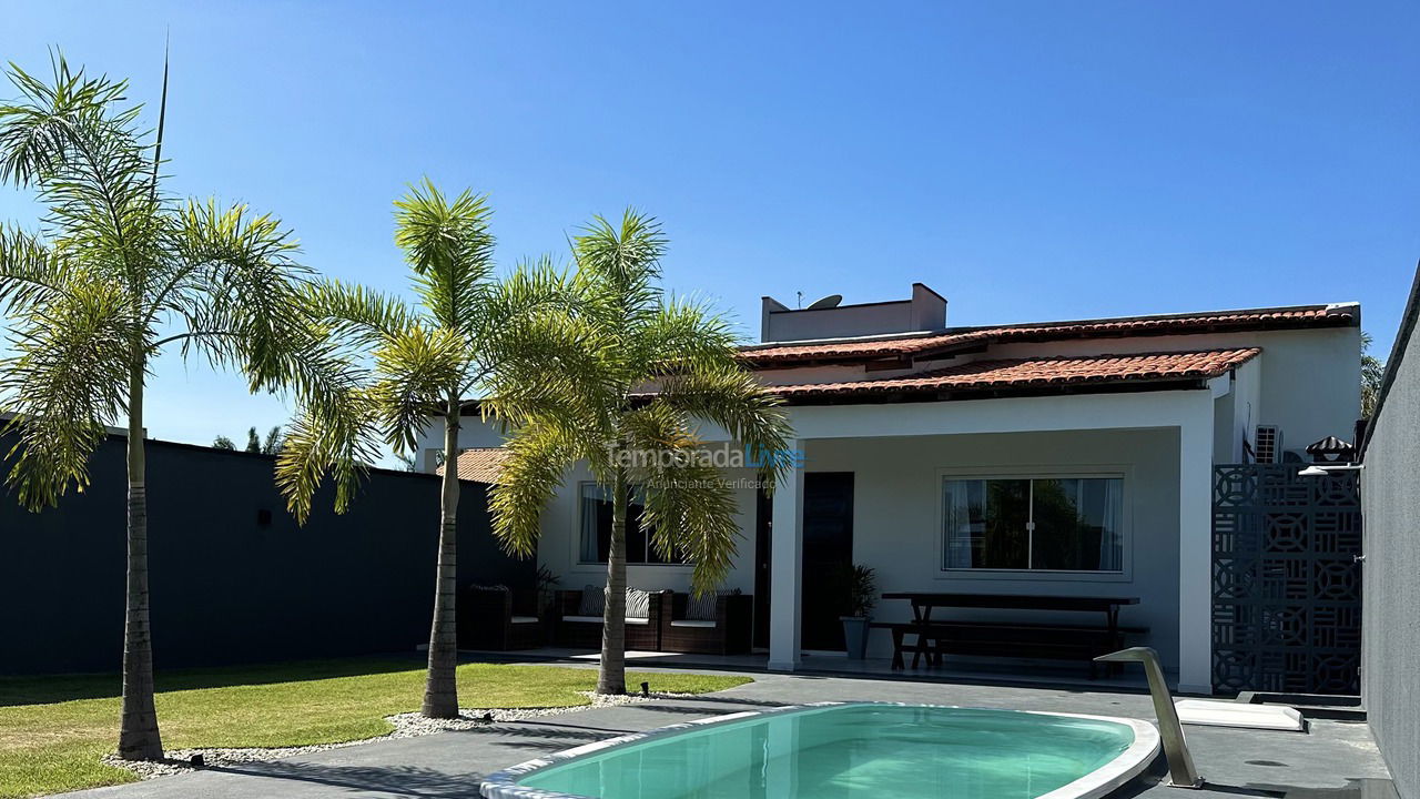 Casa para aluguel de temporada em Salinópolis (Atalaia)