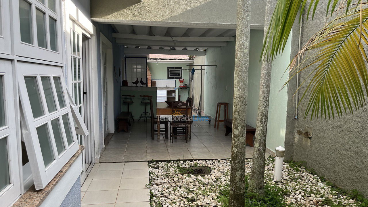 House for vacation rental in Caraguatatuba (Centro)