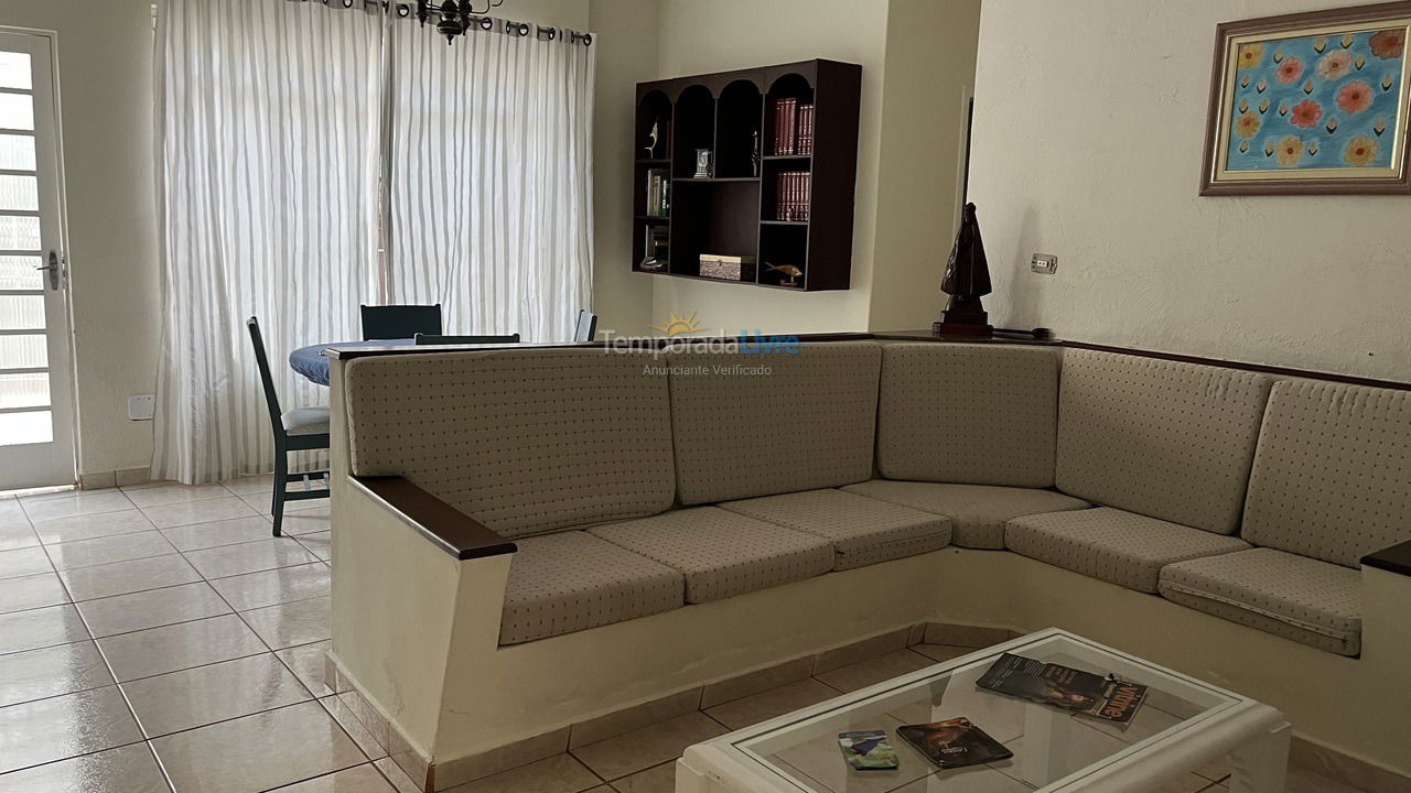 House for vacation rental in Caraguatatuba (Centro)