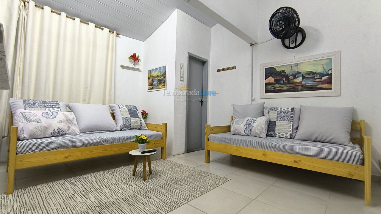 Apartamento para alquiler de vacaciones em Armação dos Búzios (Praia Rasa)