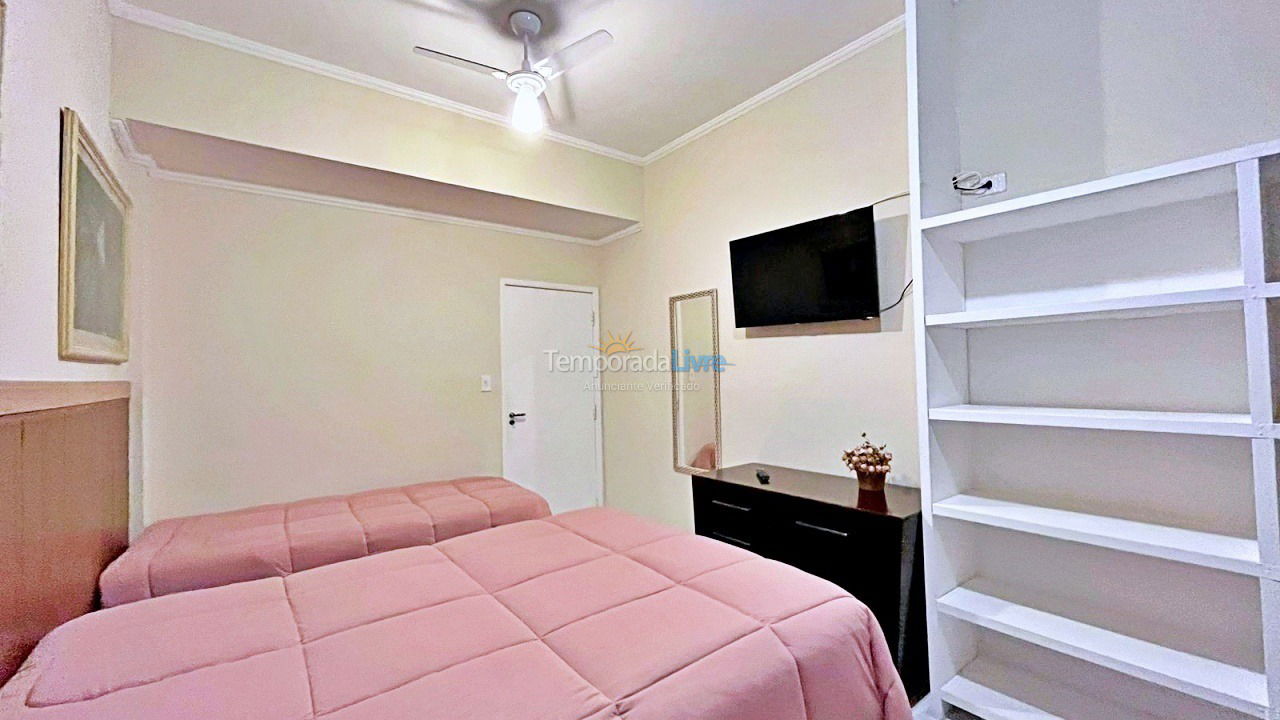 Apartment for vacation rental in Guarujá (Pitangueiras)