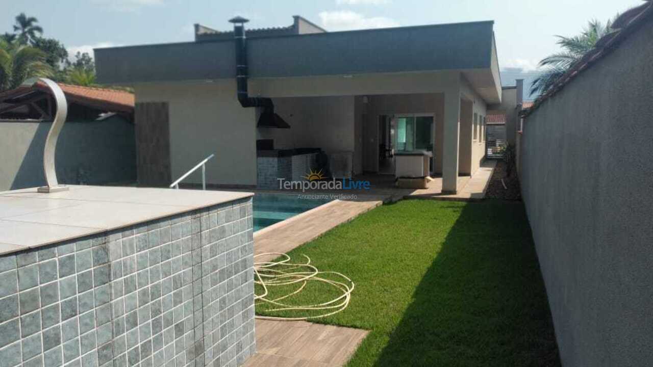 Casa para aluguel de temporada em Bertioga (Condominio Morada da Praia)