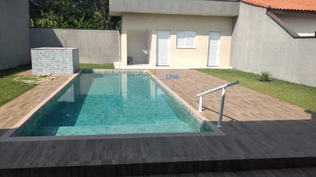 Casa para alquiler de vacaciones em Bertioga (Condominio Morada da Praia)