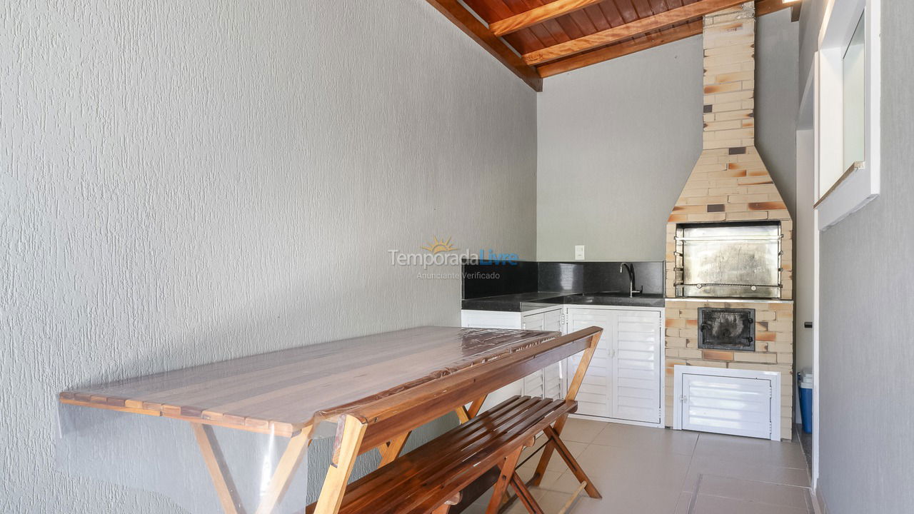 Apartment for vacation rental in Bombinhas (Canto Grande)
