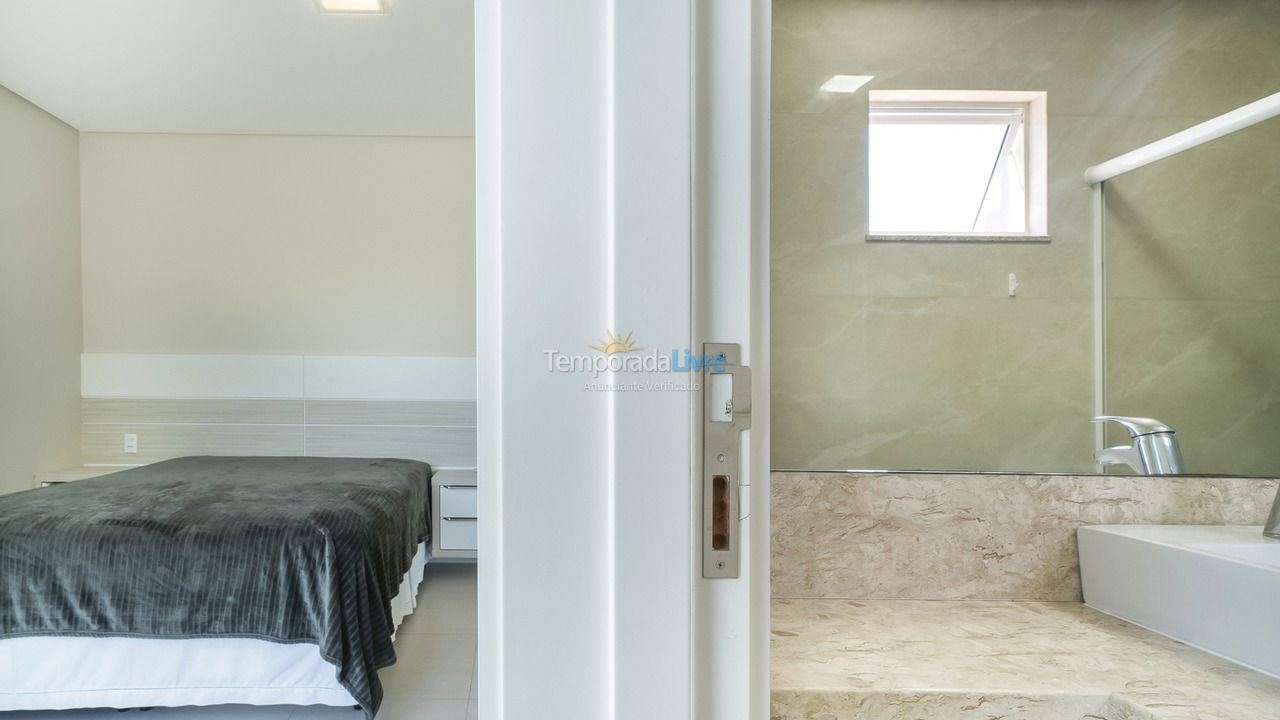 Apartment for vacation rental in Bombinhas (Canto Grande)