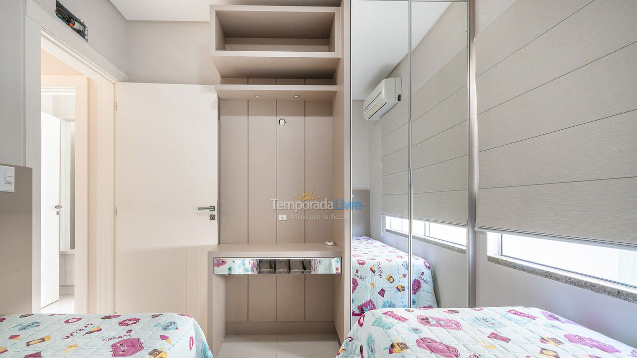 Apartment for vacation rental in Bombinhas (Canto Grande)