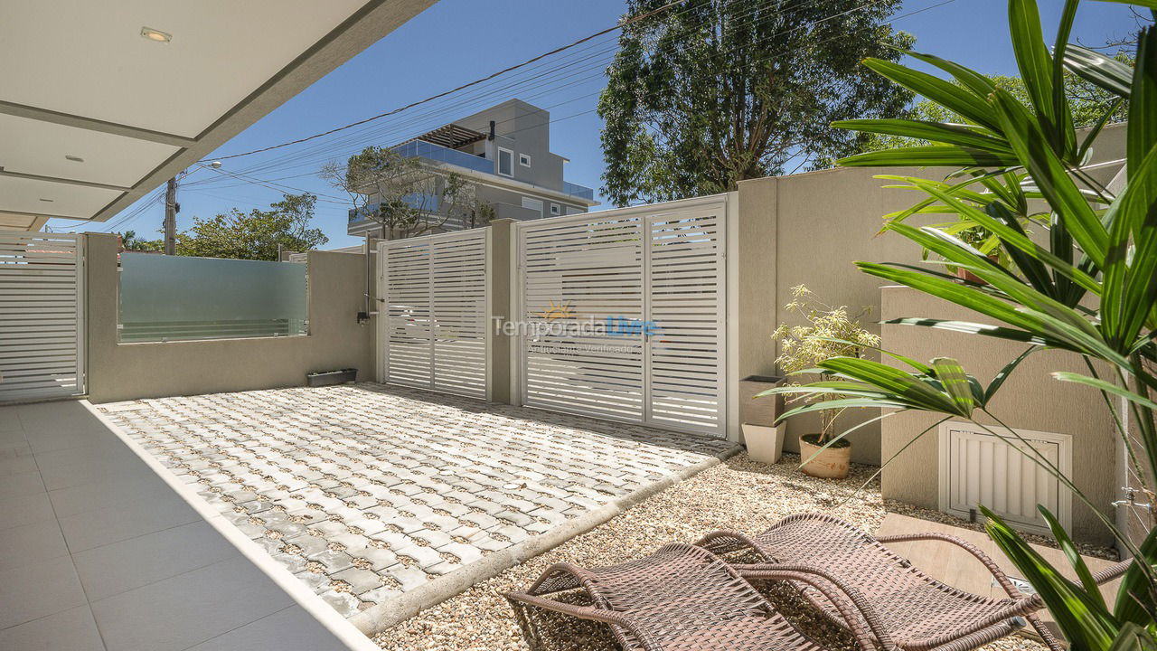 Apartment for vacation rental in Bombinhas (Canto Grande)