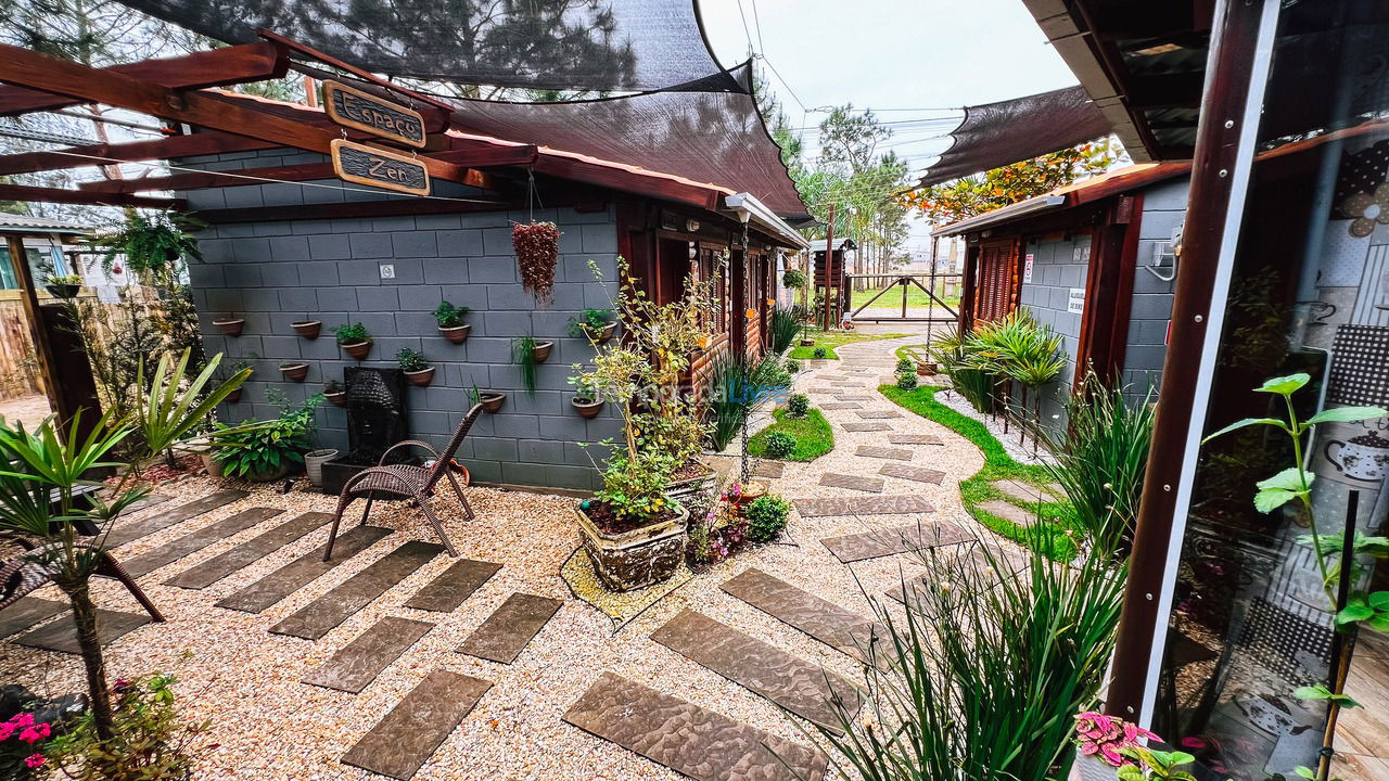 Casa para aluguel de temporada em Balneário Gaivota (Village Dunas I)