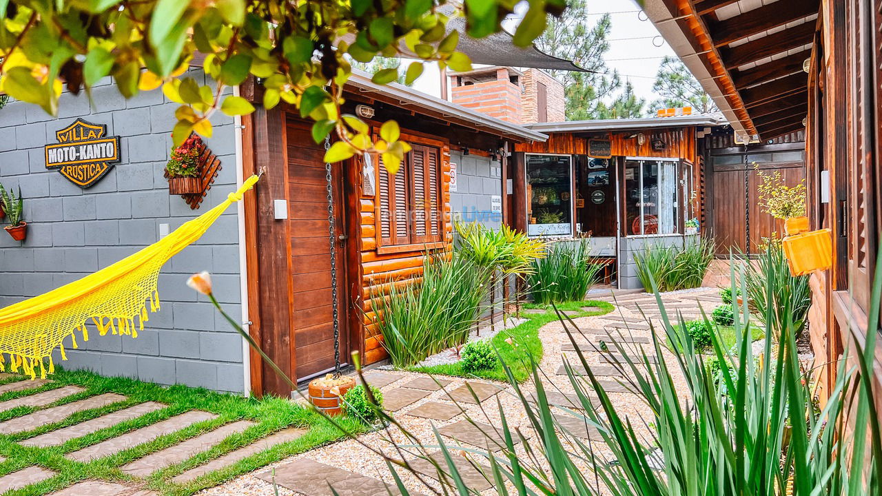 Casa para alquiler de vacaciones em Balneário Gaivota (Village Dunas I)