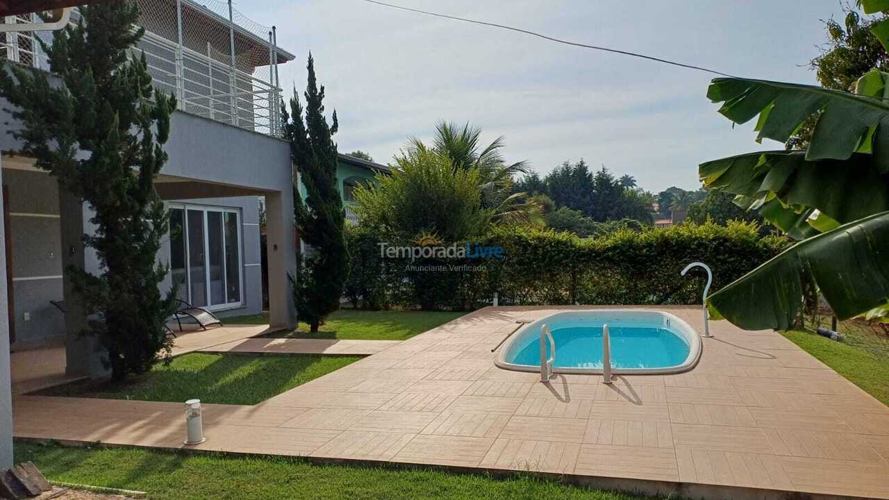 Granja para alquiler de vacaciones em Indaiatuba (Terras de Itaici)